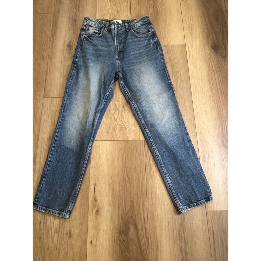 Zara Women's Straight Leg Blue‎ Jeans Size 8 EU 40 Medium Wash Denim